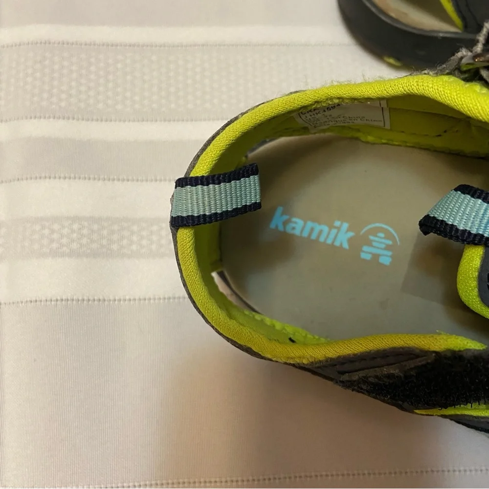 KAMIK CRAB Boys Sandals / Water Shoes - Excellent Used Condition! Size 1